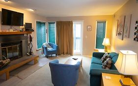 Mountain Lodge At Okemo, A Vail Resorts Property